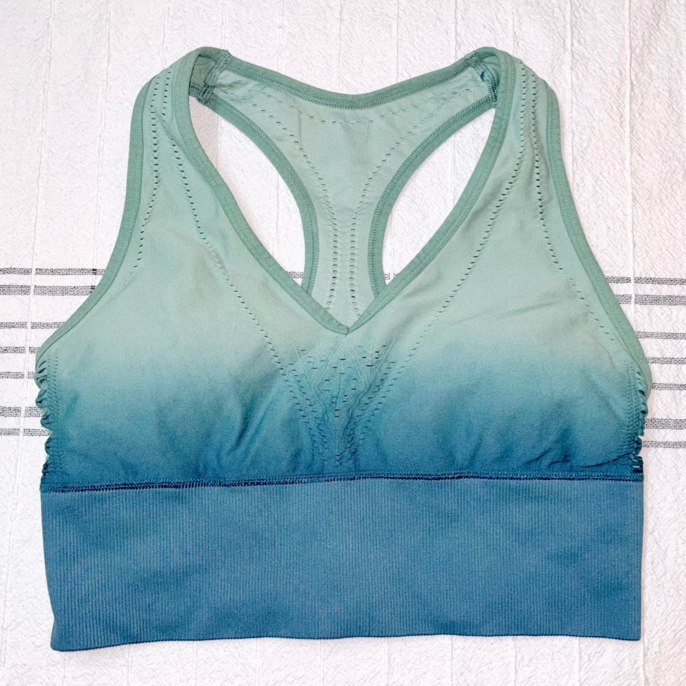 PINK Victoria’s Secret Racerback Sports Bra